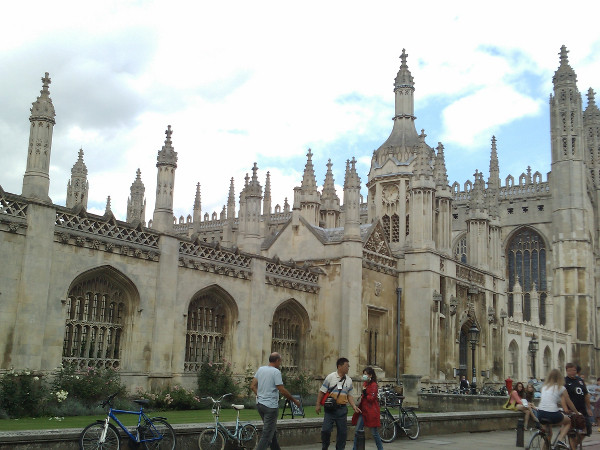 A photo of King's College