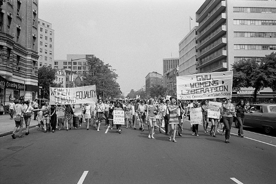 A photograph from 1970s Washington of a women's liberation march